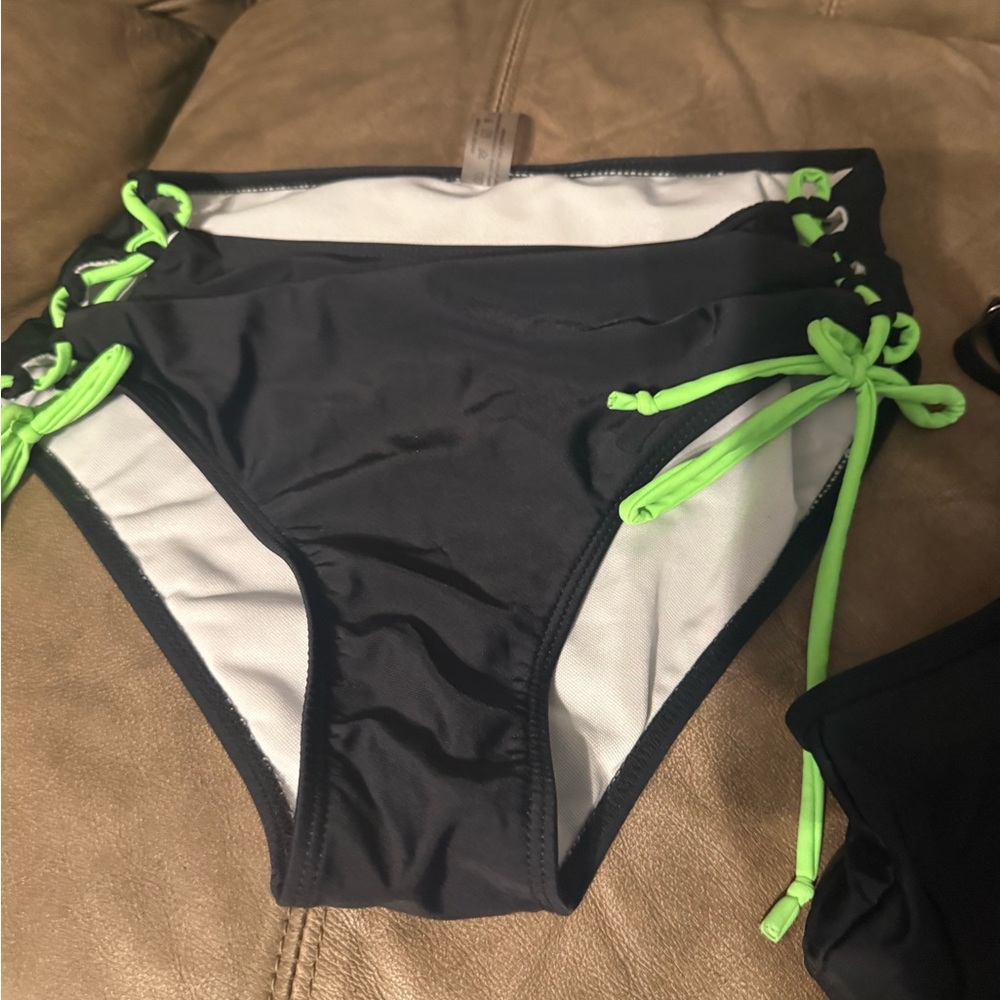 SHEIN bikini bundle - Picture 11 of 13